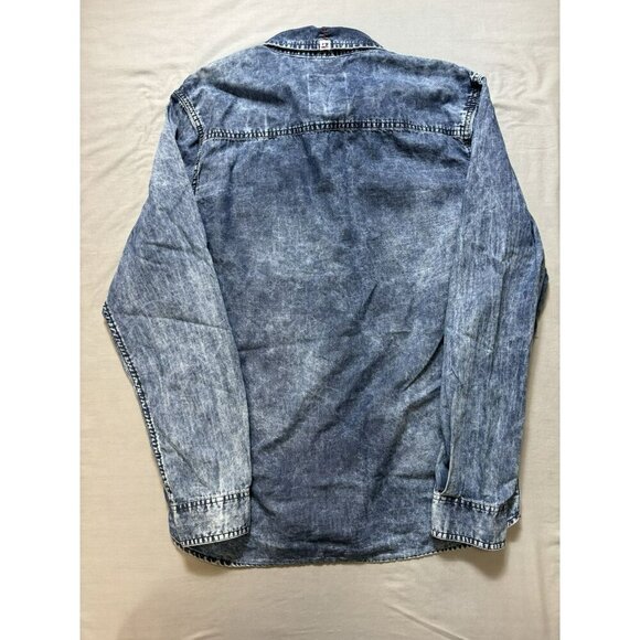 Thread And Cloth Men’s Embroidered Long Sleeve Pearl Snap Faded Wash Medium jean - Picture 6 of 7